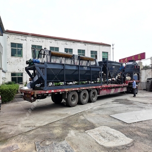 大型無軸托輥滾筒篩分機 雙齒輥破碎機設備發往上海