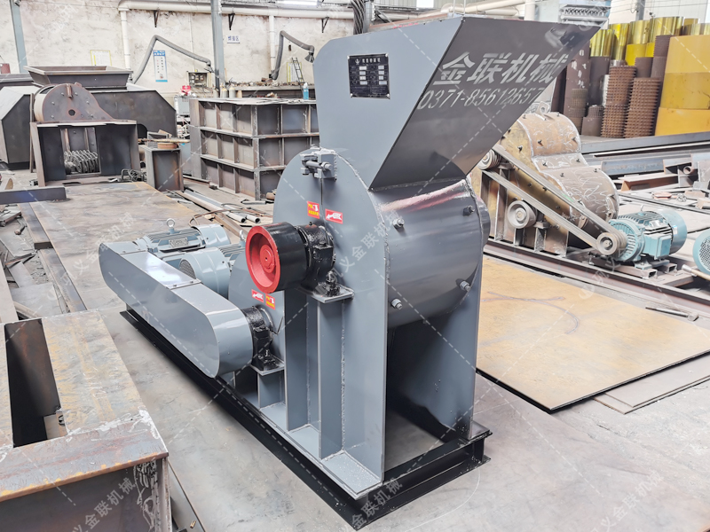 46雙級粉碎機(jī)發(fā)往浙江破碎建筑垃圾