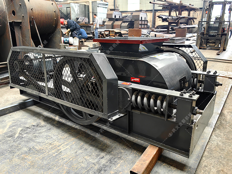 雙齒輥破碎機如何做到“一種廢渣，多種規格”？